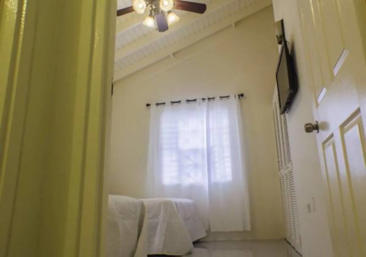 N2N Suites - Ochio Rios Vacation Home Ocho Ríos