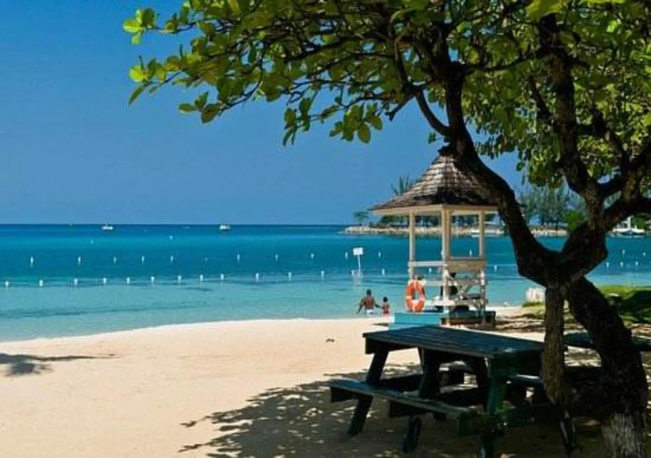 N2N Suites - Ochio Rios Vacation Home Ocho Ríos Villa